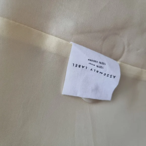 Assembly Label Cream Blazer - Picture 4 of 9